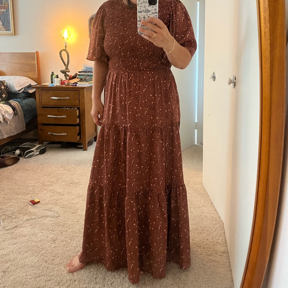 Flutter Sleeve Tiered Maxi Dress